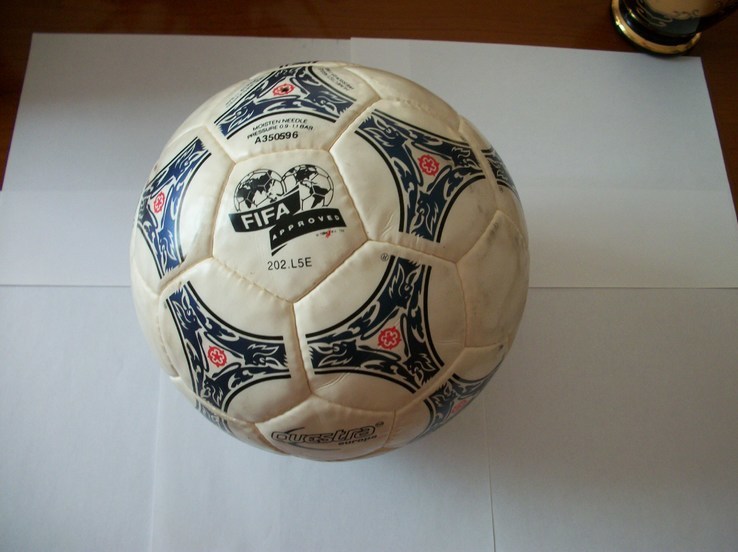 Мяч футбольный уефа евро-1996, раритет [made in germany], numer zdjęcia 9
