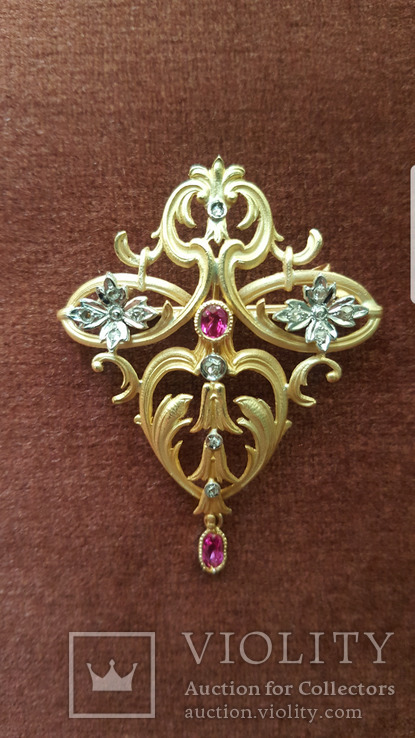 Старинный золотой кулон-брошь с бриллиантами и рубинами