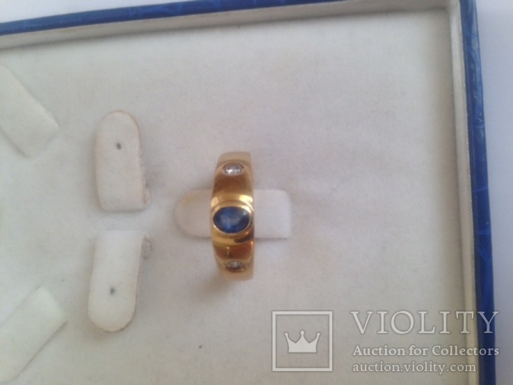 Золотое кольцо с  сапфиром и бриллиантами, фото №2