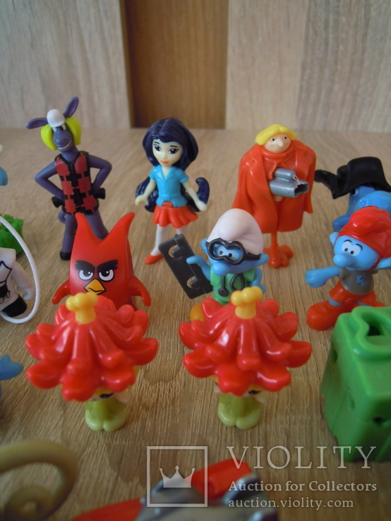 Іграшки з кіндер-сюрпризів та невеликі фігурки, фото №5