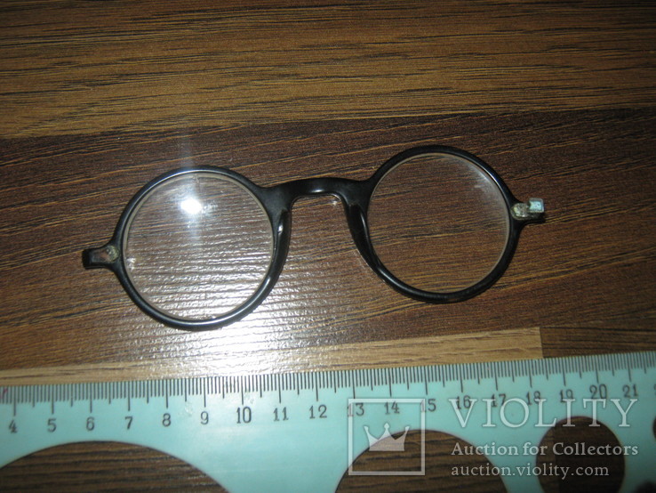 Старые очки, фото №3