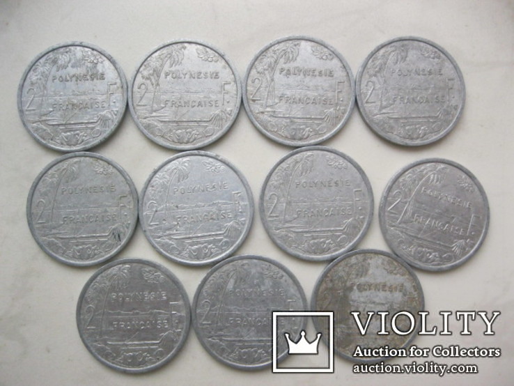 11 монет по 2 франка Полинезия, фото №2