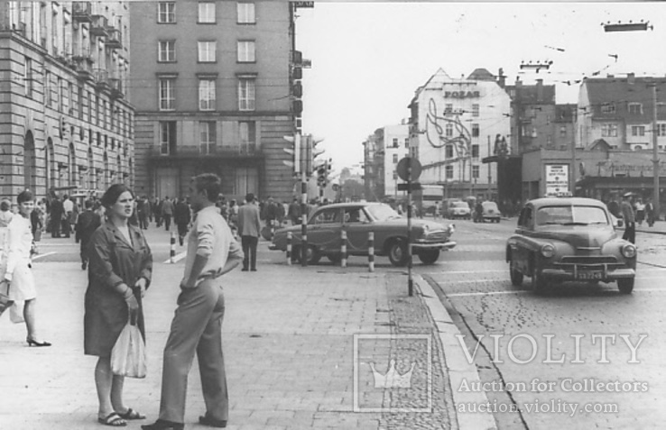 Фото улица города Вроцлав , автомобили