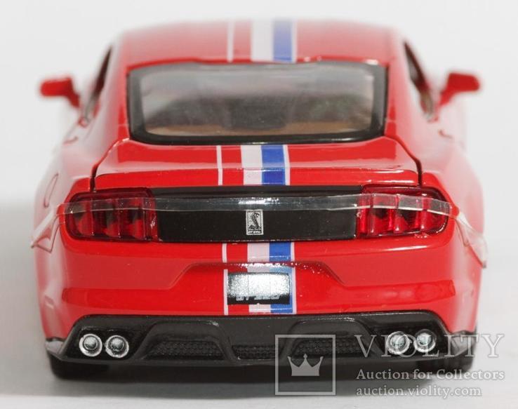 1:32 Ford Shelby GT 350, фото №3