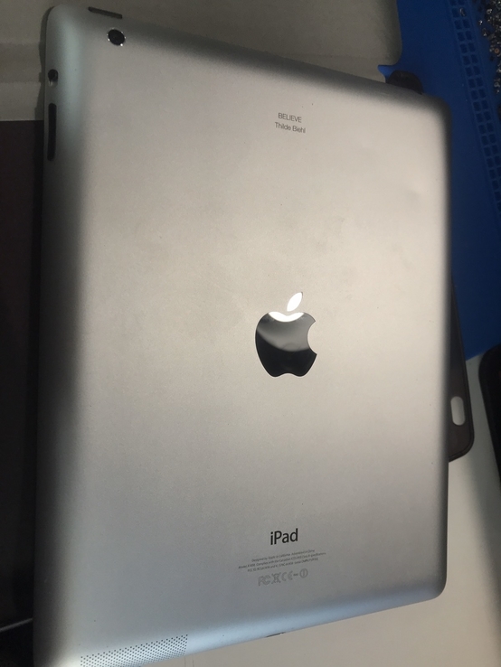 Планшет Apple iPad 4 \ 9.7" 32GB WiFi, фото №4
