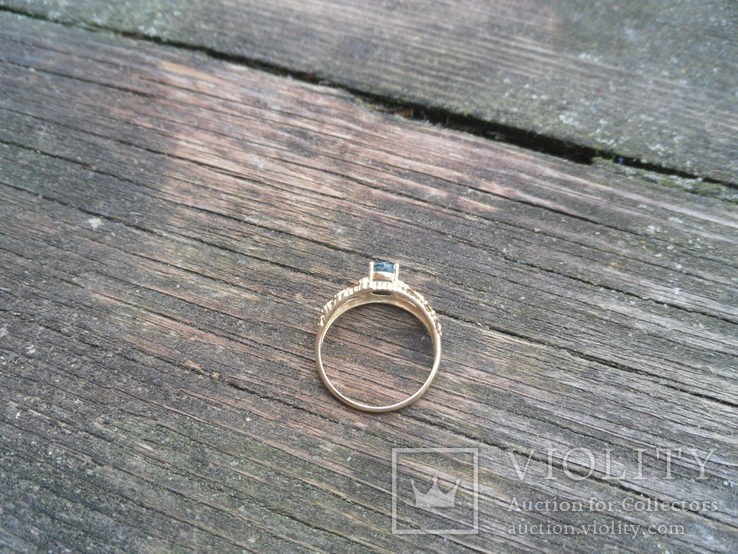 Золотое кольцо с голубым топазом, фото №7