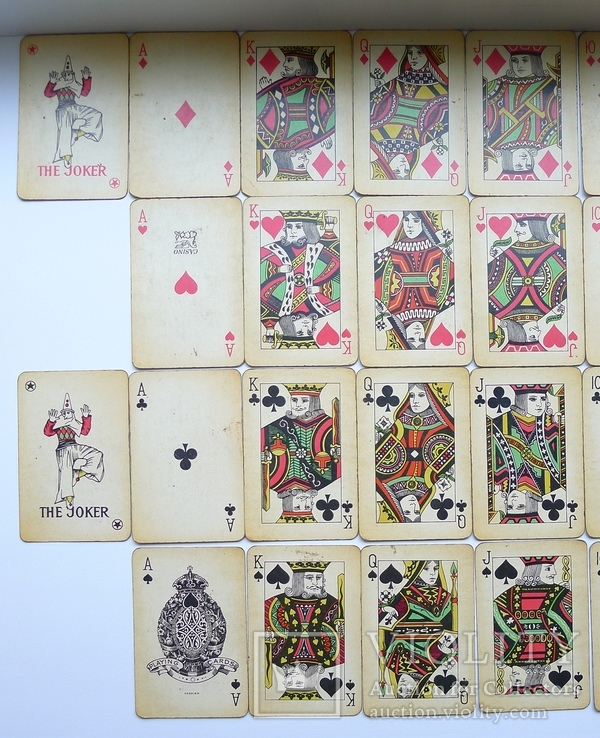 Старые карты для казино в бакелитовом футляре с мастями - 2 колоды., фото №11