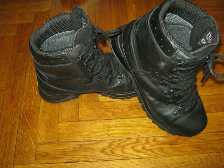 Кожаные ботинки ,размер 40 ,на длинну стопы 25-25.5 см. Dintex , Thinsulate ., фото №2