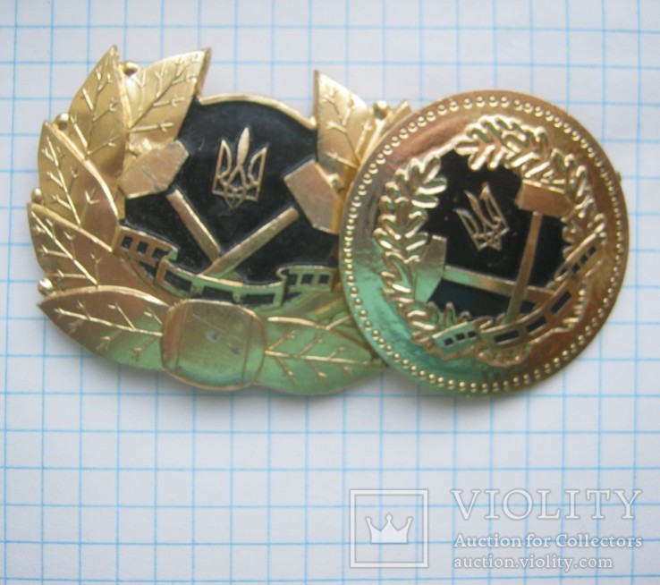Горноспасатель на пилотку (круглая) и на фуражку - 333 грн за обе кокарда Украина алюминий, фото №2
