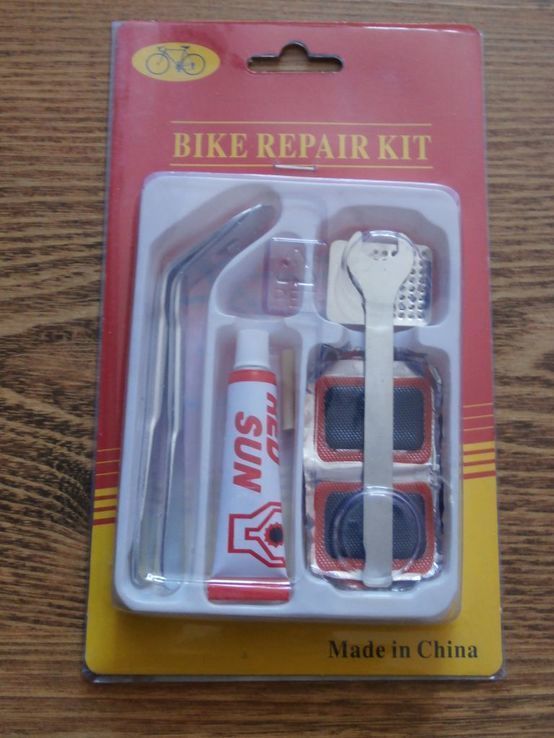 Універсальний Набір для ремонту Велосипедних Камер та Шин BIKE REPAIR KIT