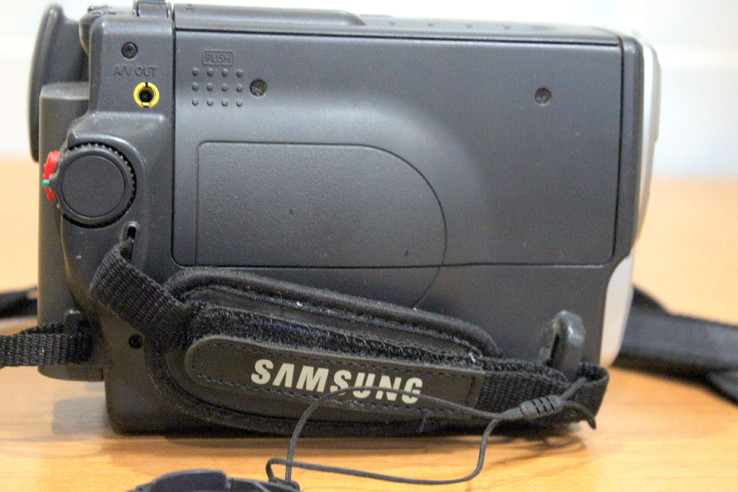 Видеокамера "Samsung" VP-L-900. цифровая на кассетах., numer zdjęcia 7