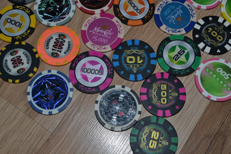 Коллекция фишек для покера. 47 фишек + 2 колоды карт Weco, фото №6