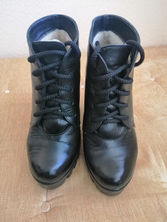Зимние кожаные ботинки на каблуке, photo number 6