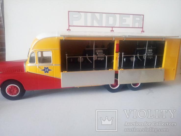 Bernard 28 Electrical Truck Pinder Circus (1951) 1:43