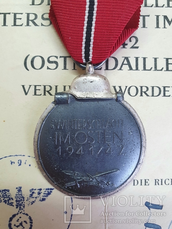 Медаль " За зимнюю компанию на востоке 1941/42" клеймо 56 с документом., фото №4