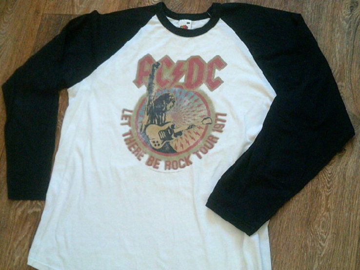 AC/DC - фирменная футболка, photo number 3