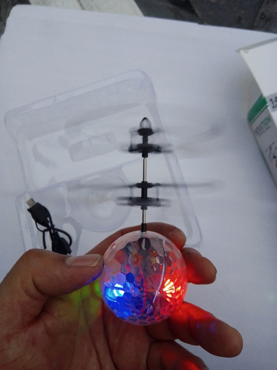 Шарик -вертолетик сенсор приближения, фото №8