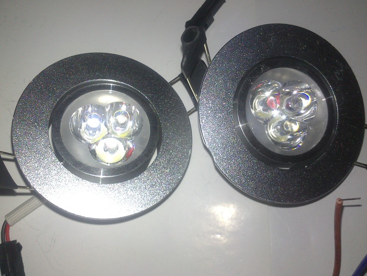 Новые поворотные потолочные светильники 3w 2 шт, фото №2