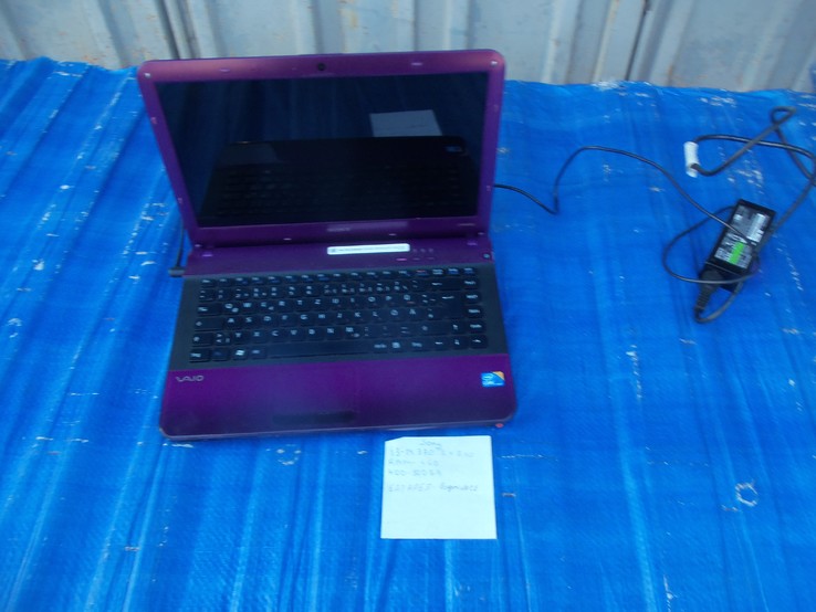 Ноутбук  SONY PCG-61211M CORE i3 M-370 2.4 GHz   з Німеччини, фото №2