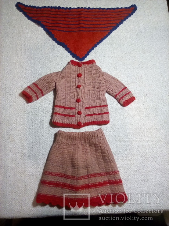 Костюм вязаный для куклы. Блуза , юбка , платок . Шерсть., фото №2