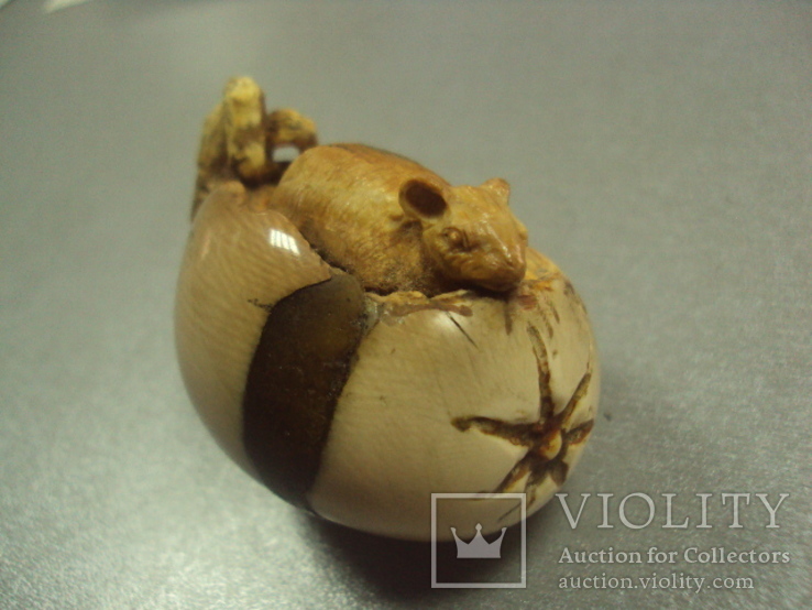 Фигурка мышка в тыкве кость бивень мамонта, фото №5