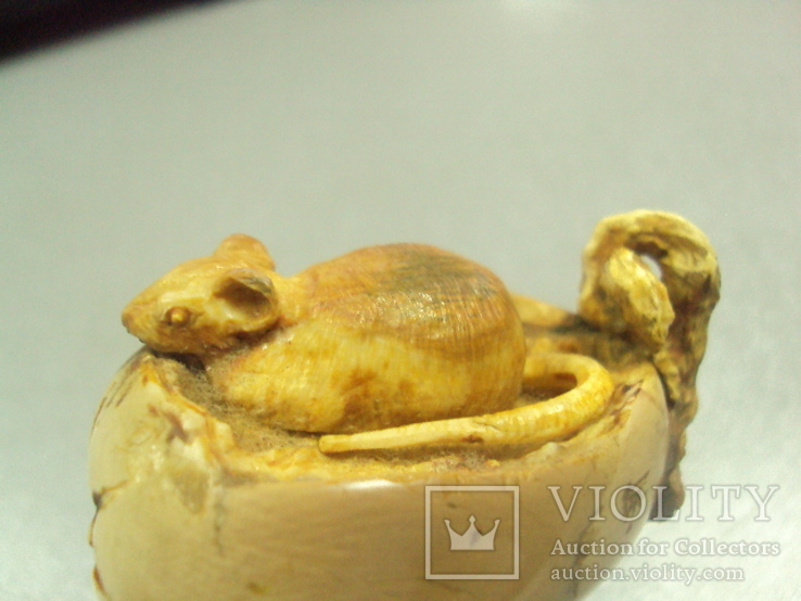 Фигурка мышка в тыкве кость бивень мамонта, фото №12