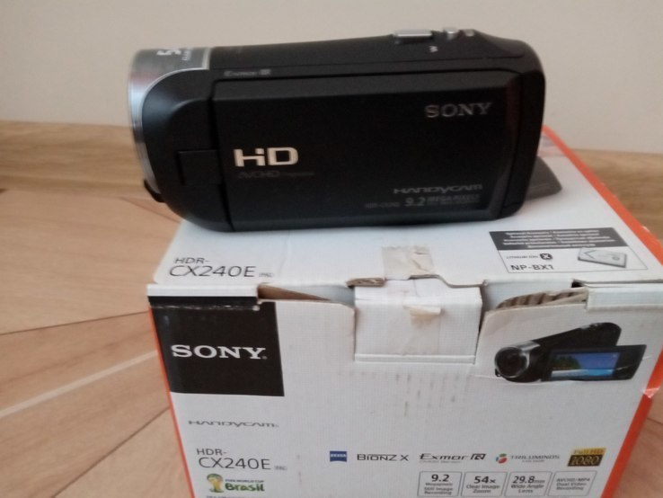 SONY HDRcx240E, photo number 2