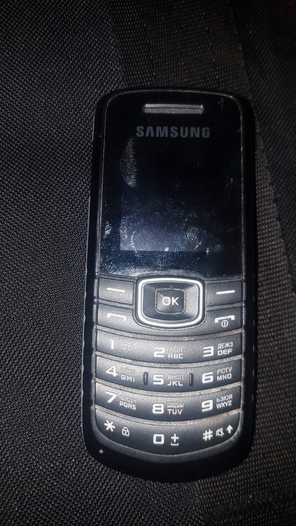 Мобильный телефон Samsung E1080, фото №4