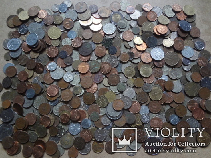 Супер- Гора монет с нашими и зарубежными (617 штук.), фото №2