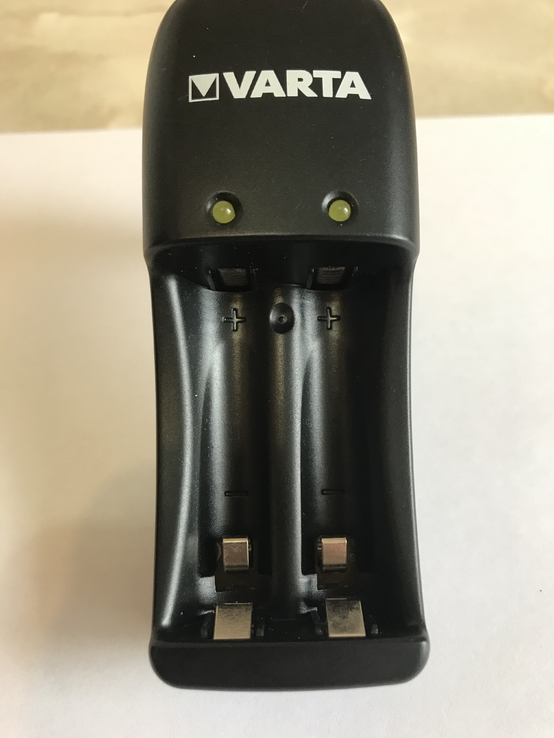 Зарядное устройство VARTA daily charger Type 57610, фото №3