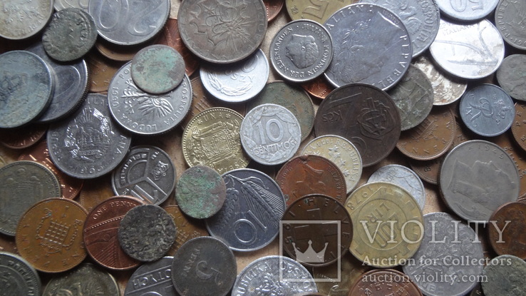 Большая Гора иностранных монет без наших. 357 штук, фото №9