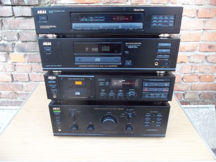 Підсилювач AKAI - AM-37  Hi-Fi amplificator фонокорректор Stereo Комплек GX-32 CD37 AT-26, фото №2