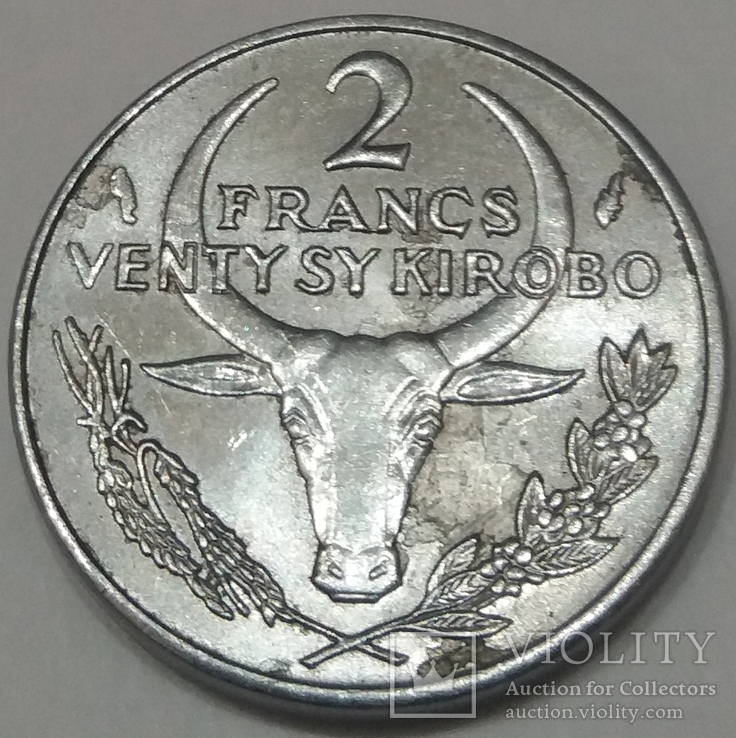 Мадагаскар 2 франка, 1979