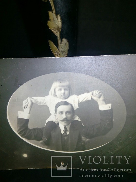 Фото мужчины с ребенком до 1921 года. См. Описание, фото №4