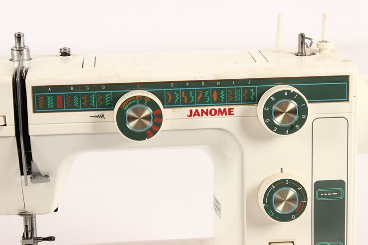 Швейная машина Janome L-394, photo number 2