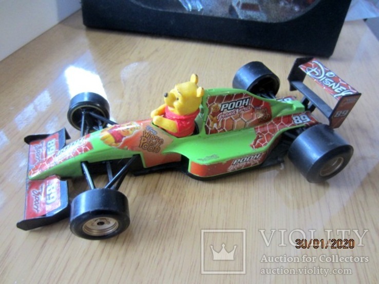 Burago Disney Grand Prix Winnie Pooh Sammlermodel 1/24, фото №2