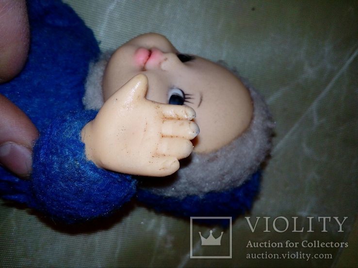 Кукла мягко набивная. лицо ладошки резиновые, фото №3