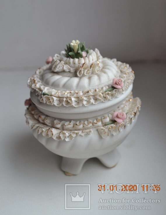 Фарф шкатулка (сахарница). Capodimonte, Victoria. Made in Italy. Decorato a mano. Позолота, фото №3