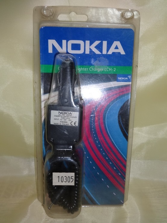Автомобильное зарядное устройство для старых Nokia 2110\450\440
