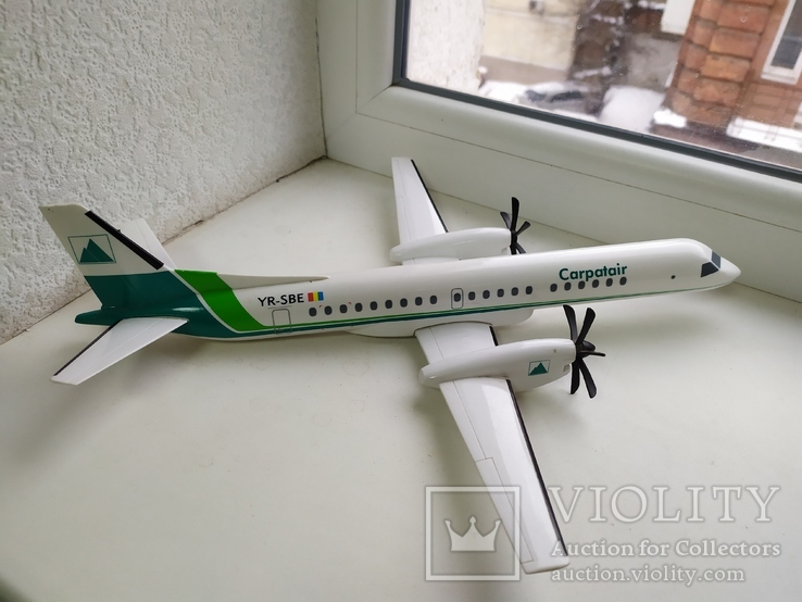 Модель Самолет CarpatAir. Металл+пластик. Длина 34см