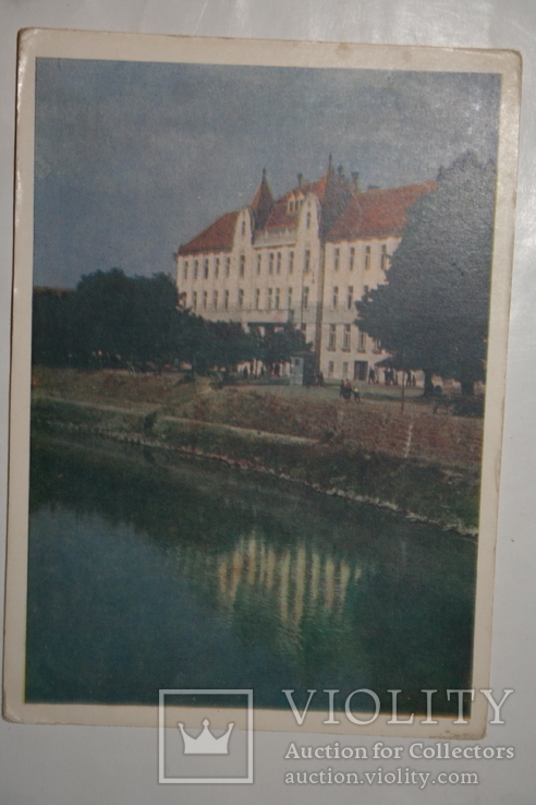 Ужгород. Середня школа №1. Фото Т. Бакмана. 1958