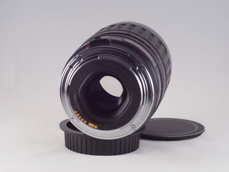 Canon EF 70-210mm f/3.5-4.5 USM, photo number 6