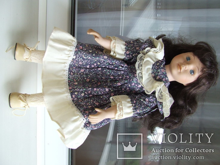 Кукла фарфоровая германнская колекционна номерная №А0330 Промеланд Беатрич раз. 42х15см.