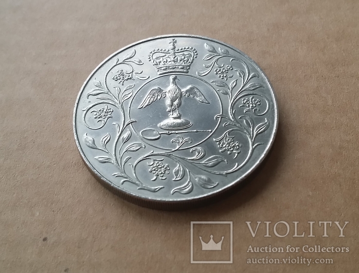 Великобритания 25 пенсов коронация Елизавета II 1977 год, фото №13