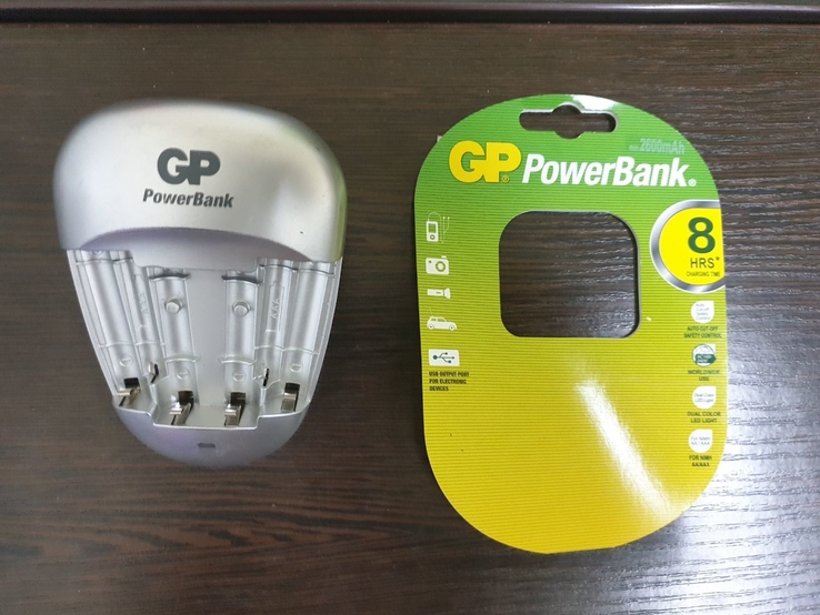 Зарядного устройства GP Power Bank Quick 3 GPPB27GS