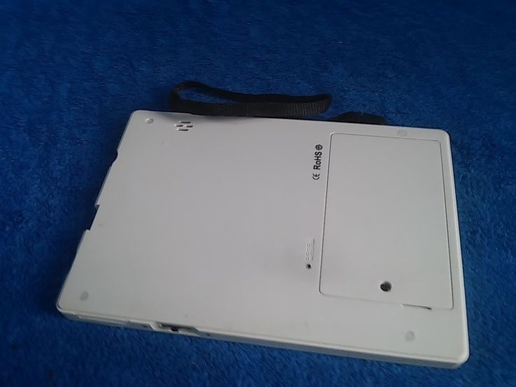 Электронная книга: lBook ereader V5 White+карта памяти 2 GB Сломан разьем зарядки, фото №6