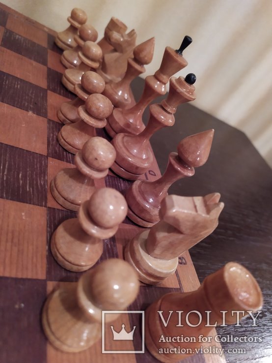 Шахматы деревянные советские с доской 30х30см., фото №6