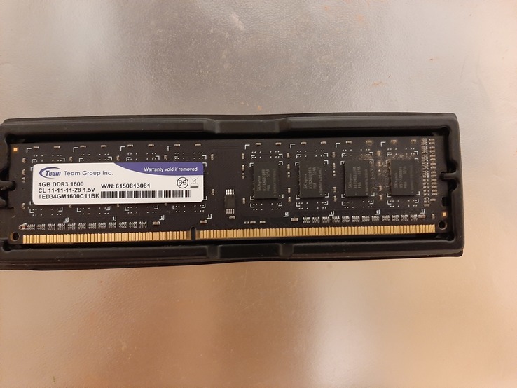 DDR 3 ,4GB