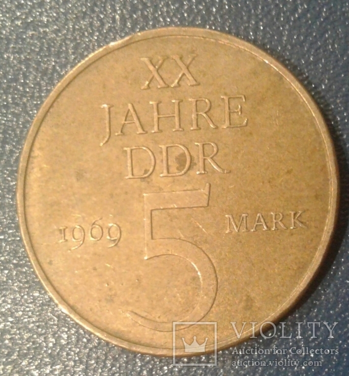 5 марок 20 лет ГДР 1969 года, фото №2