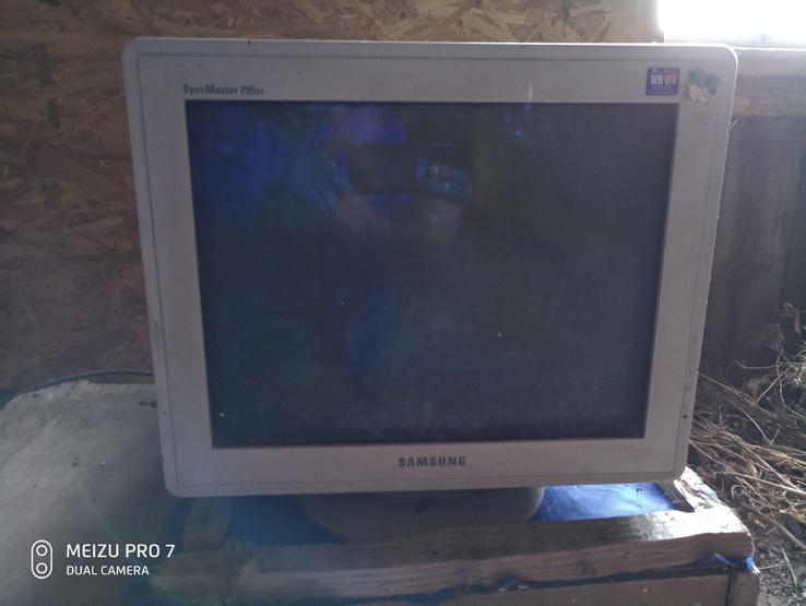 Samsung SyncMaster 795DF, фото №2